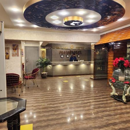 Oasis Hotel Heliopolis Il Il Cairo Esterno foto